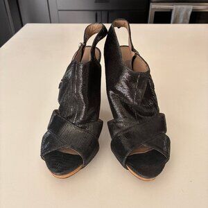 Belle by Sigerson Morrison Vero Heels